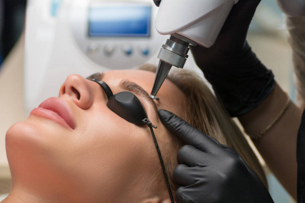 Entfernung von Permanent Make up mit Laser