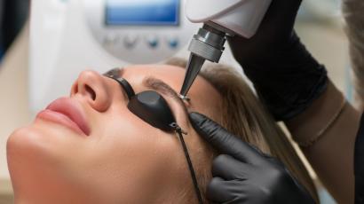 Entfernung von Permanent Make up mit Laser